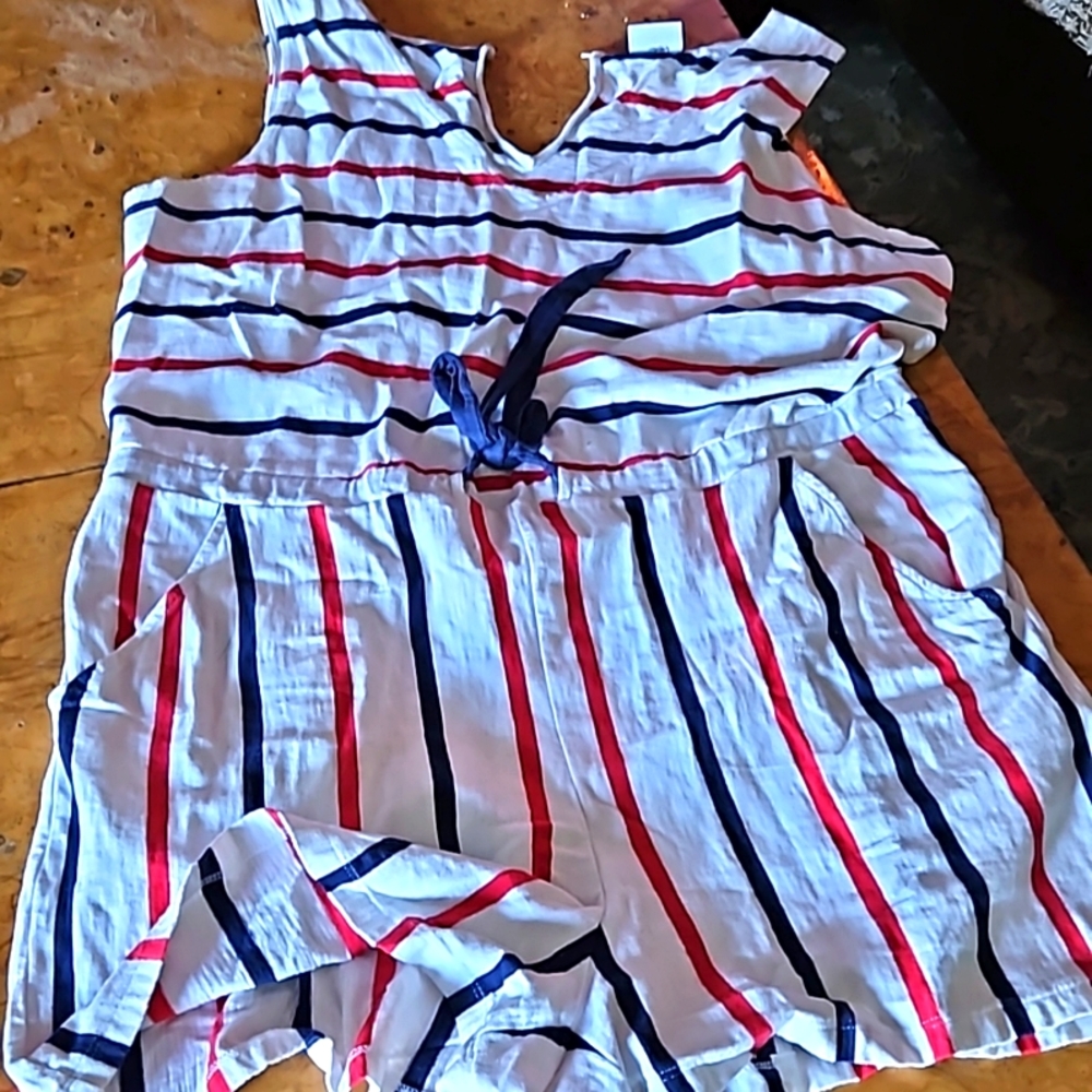 Vineyard vines red white and blue romper